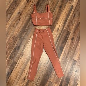 Women’s Abercrombie ypb sculpt leggings and tank - size Small and large